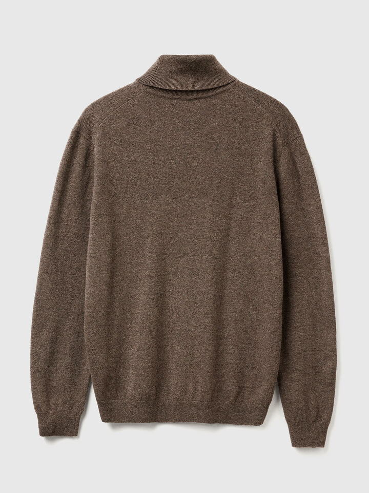 TURTLE NECK SWEATER Hombre image number 5